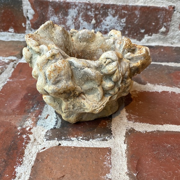 Hayes Parker Signed Stonecast Collection for Faroy Votive Holder - Picture 7 of 13